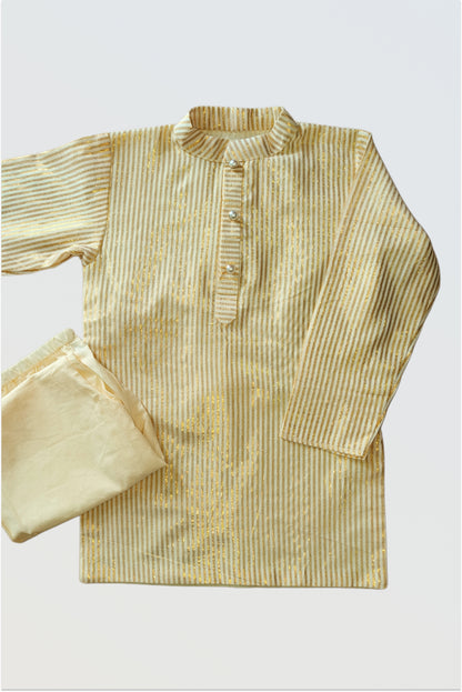 Golden stripes kasavu kurta pyjama set - with lining