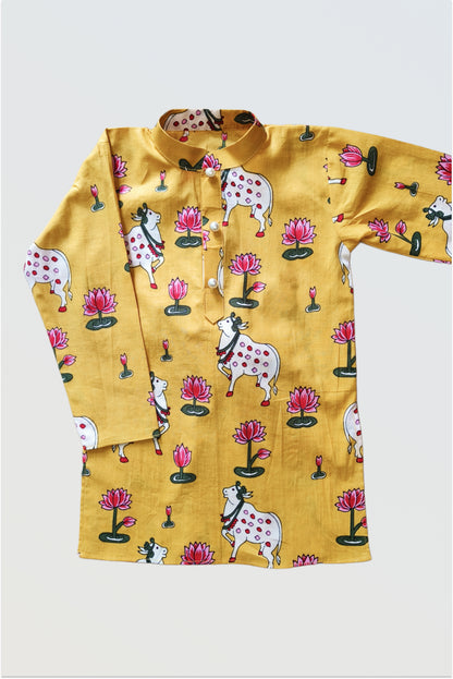 Pichwai printed kurta pyjama set - Yellow