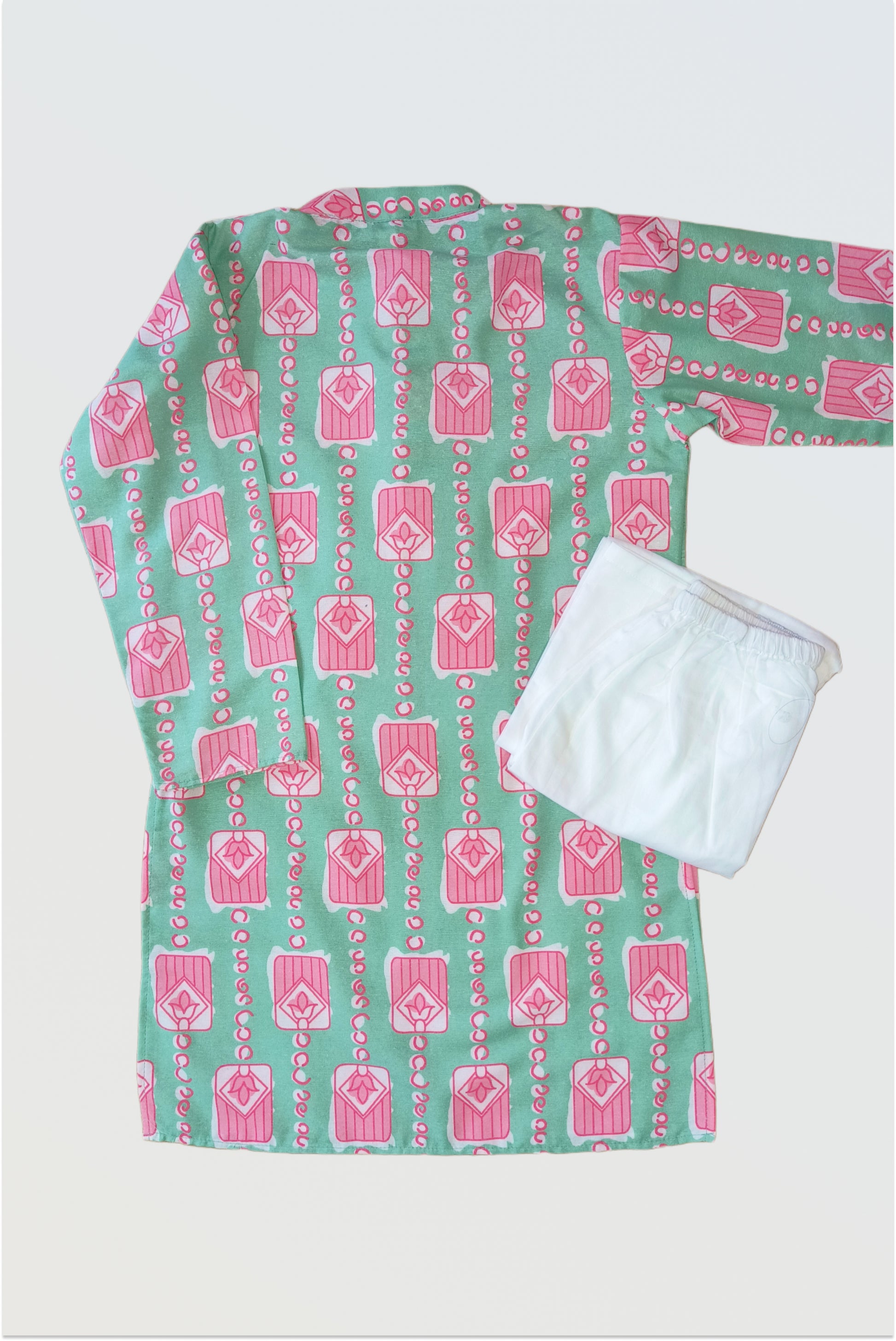 Back view of mint bloom kurta showing block print pattern and hook closure